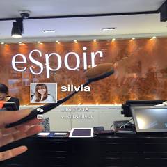 The spot that Korea Perot eSpoir professional makeup brush brush handle a liquid foundation
