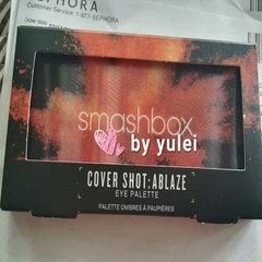 The Smashbox Cover Shot 8 Amoy spot color matte Eyeshadow disc ABLAZE Ablaze stock, do not ask direct shot