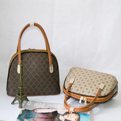 Buy a bag and hand bag bag bag change middle shell bag small bag handbag in elderly mother tide Coffee Butterfly