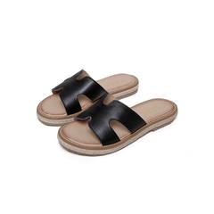 Summer new 2017 new sandals, women's summer fashion, wearing leather, black, flat slip, pregnant women, mop really cheap Thirty-eight black