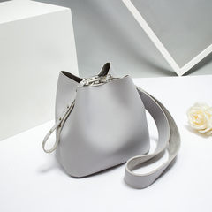 2017 new handbag broadband bucket bag Korean female portable Shoulder Satchel simple all-match Mini Bag Light grey
