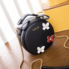 The new 2017 Korean Satchel Bag cute female buns all-match Mini round small portable bag black
