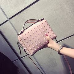The new summer fashion bag 2017 bag bag all-match Boston commuter lock simple hand Pink