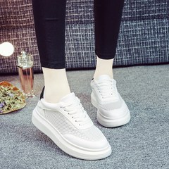 A new spring white shoe female Korean Harajuku sports shoes casual shoes all-match net student flat canvas shoes tide Thirty-six White and black