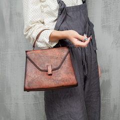 RETRO art fan hand brush color leather handbag leather fashion ladies Shoulder Messenger Bag Reddish brown
