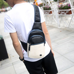 2017 Korean small backpack Korean male bag fashion leisure bag bag chest men bag bag bag tide outdoor black