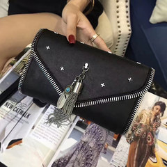 Tassel hand envelopes 2017 new rivet shoulder diagonal zipper casual handbag chain bag black