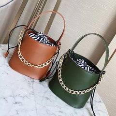 2017 new bag Crossbody Bag small bucket bag Korean all-match shoulder bucket bag leisure fashion handbags Darkkhaki
