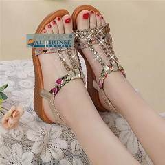 Bohemia summer sandals female 2017 new slope with the leather diamond flat all-match simple soft soled sandals Thirty-eight Golden