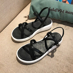 The 2017 summer leisure new flat all-match toe shoes Rome Cross Lacing word buckle sandals Thirty-eight black