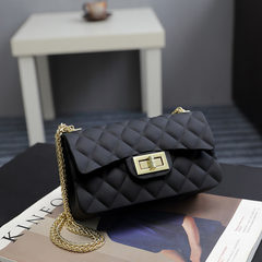 2017 European fashion diamond casual handbag Mini jelly bag matte diagonal shoulder chain small package Large black matte