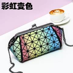 2017 new female rainbow bag Dongdaemun Single Shoulder Bag Messenger packet geometric lattice mini laser chain bag Rainbow discoloration