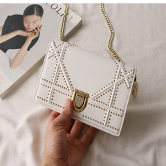 2017 new leather buckle rivet magazine badge small bag leather female bag fashion all-match chain bag White trumpet