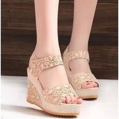 2017 new heeled sandals, women's summer heels, heavy soled women's shoes, sexy night clubs, water tables, fish mouth sandals Thirty-eight White rice (imported fabrics Dichotomanthes bottom)