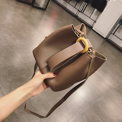 Spring and summer bucket bag female 2017 new Handbag Bag Satchel Bag Handbag tide all-match simple singles brown