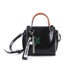The black queen color tassel bucket bag 2017 new Korean minimalist retro Shoulder Bag Handbag cross black