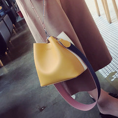 Korean version of the new color bucket bag 2017 summer fashion tide wide straps Handbag Shoulder Bag Handbag simple orange