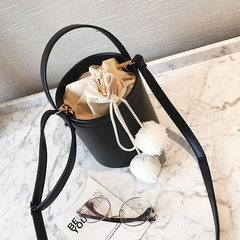 2017 new small bucket bag bag bag all-match personality send hair ball pendant simple portable Shoulder Satchel black