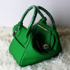 Europe classic leather first layer of leather pillow bag bag soft nurse Handbag Shoulder Bag spell hit color burst Green (Tuba)