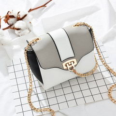 2017 new handbag Crossbody Bag female Korean tide summer all-match mini small chain bag bag bag Color: white
