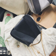 2017 new stitching color bucket bag bags fashionable plush handbag Simple Shoulder Messenger Bag black