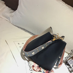 Shop female bag 2017 new fashion bucket bag portable shoulder strap rivet Xiekua package female foreign tide black