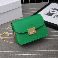 Small bag chain Crossbody Bag 2017 Korean Mini summer new tide all-match fashion student bag green
