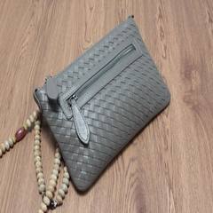 Small leather gas Korean sheepskin woven hand bag ladies business men leather hand diagonal weave female packet capture Iron gray