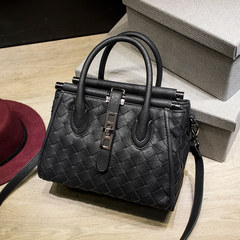 Birkin handbags handbags big shoulder messenger bag bag 2016 Summer New Retro woven bag female tide black