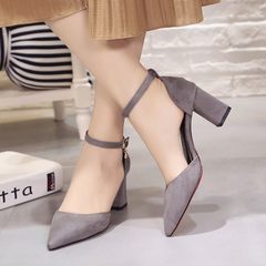 The word does not leak with hot toe root sandals female summer 2017 new all-match rough heels. Thirty-nine Beige