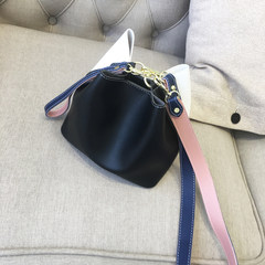 GALENKA 2017 new female fashion Mini bucket bag bag satchel and wide straps hit color bag black
