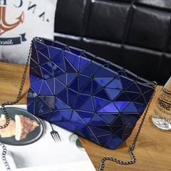 2017 new bag geometric lattice bangalor irregular sequins diamond fashion chain bag bag laser Royal Blue