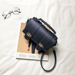 Korean retro Boston chain bag handbag cylinder lock Satchel Shoulder mini bag bag Dark grey