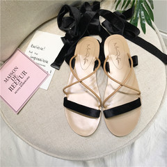 2017 new summer jinsirong cross straps flat toe strap sandals a Rome fashion European and American students. Thirty-five black