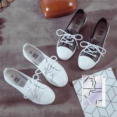 In the summer of 2017 Korean shallow mouth white shoe female flat pedal all-match breathable canvas shoes, leather shoes and white students Thirty-eight white