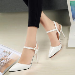 Europe and the United States in the spring and autumn monsoon simple Sexy Heels Club fine shallow mouth pointed leather sandals with a hollow Thirty-eight white
