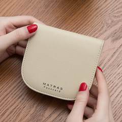 Ladies short purse, short Japanese and Korean short thin shell, men's wallet, student hasp, simple zero wallet Beige (B017)