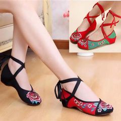 The old Beijing folk style shoes shoes shoes shoes shoes mom 201 new comfortable Dichotomanthes end Retro Red head spell green