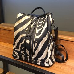 Korean female zebra backpack 2017 new leather backpack bag bag dual-purpose rivet mummy bag LH- zebra stripes, double back