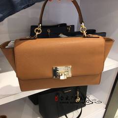 MK USA 2017 new Tina handbag swing Shoulder Bag Handbag medium Xiekua package flip wings Brown swing bag