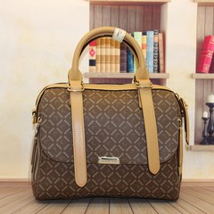 Mangoni bought 2017 new 8119 PVC gucci handbag all-match leisure bag bag 972-8119