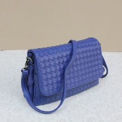 2016 winter, South Korea leisure knitting handbag envelopes all-match New Fashion Shoulder Bag Messenger Bag Persian blue