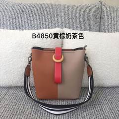 2017 Mengfei handbags litzi color fashion shoulder Xiekua package bulk mummy bag B4850 B4850 yellow brown with milk tea