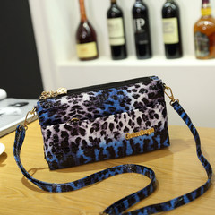 Middle-aged and old women`s bag small shoulder messenger bag 2016 new middle aged women`s small square handbag mother bag blue leopard print three-layer small