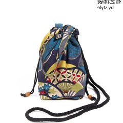 The characteristics of fabric printing Single Shoulder Bag Canvas Bag Handbag Mini Handbag Bag Purse folk style Bucket Bag Xiangyunlan