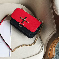 Taobao chain shoulder bag 2017 new tide messenger Korean hand color bag female fashion all-match Red with black