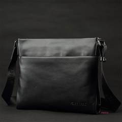 The men's shoulder bag Genuine Leather Satchel leisure backpack Business soft leather surface cross section