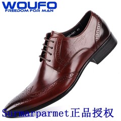 Vintage leather carved Mens pointed shoes leather punching Baroque business dress shoes Forty-five