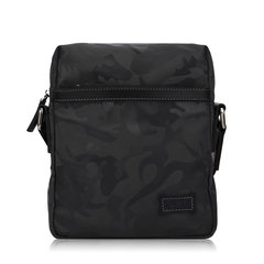 The new Baer male sportswear fashion men imported camouflage waterproof cloth Shoulder Bag Messenger Bag military bag
