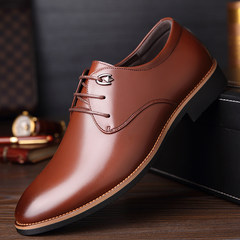 The young man pointed shoes male Korean business suits black patent leather shoes casual cool summer new Brown 1689